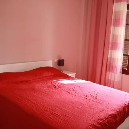 Katrina Balcón Del Mar